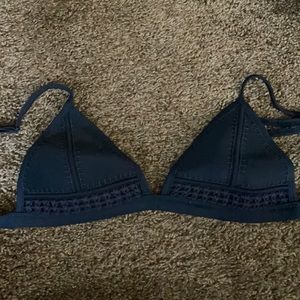Triangl Bikini too